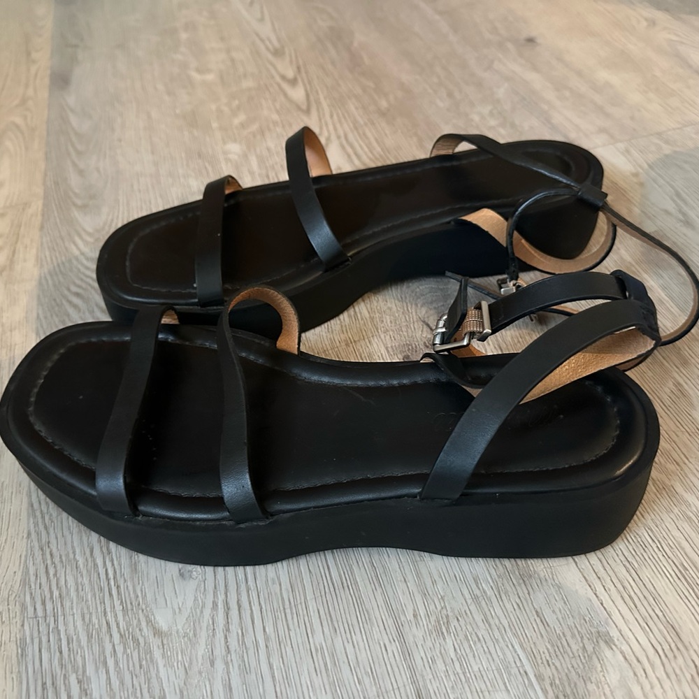 Madewell Black Double Strap Leather Sandal - Picture 2 of 4